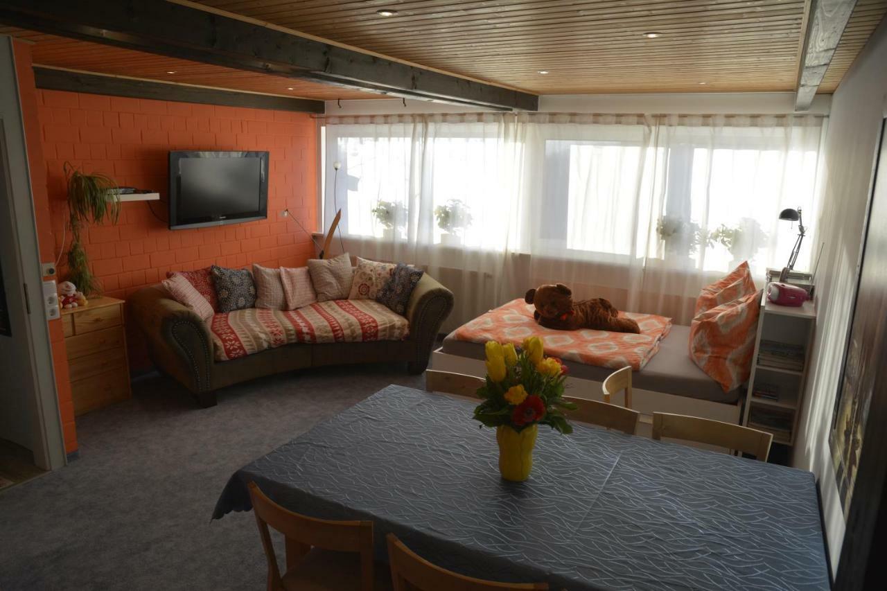 Familienzimmer Bastian Haibach  Luaran gambar